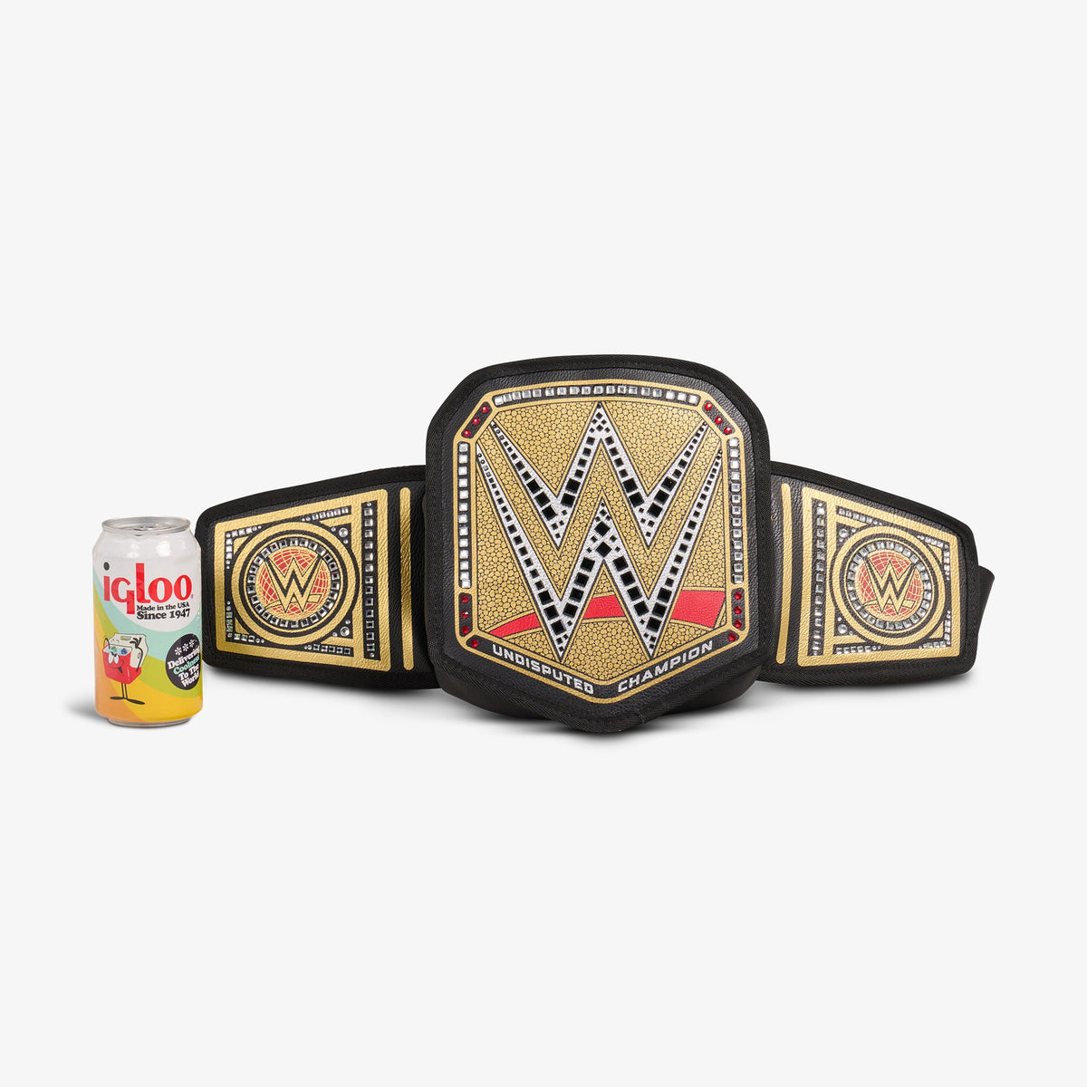 undisputed-wwe-championship-fanny-pack-d7 00027856-P.jpg